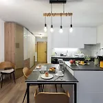 Chasa Tulai F114 * سكول
