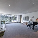 Chasa Tulai F114 * سكول